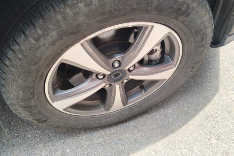Used Haval H6 Coupe 2016 Blue Label 1.5T Automatic Two-Wheel Drive Urban Model Right Front Wheel Hub