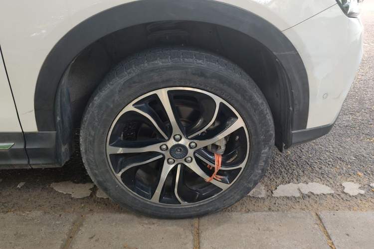 Used Haval H6 Coupe 2016 Blue Label 1.5T Automatic Two-Wheel Drive Elite Model Right Front Wheel Hub