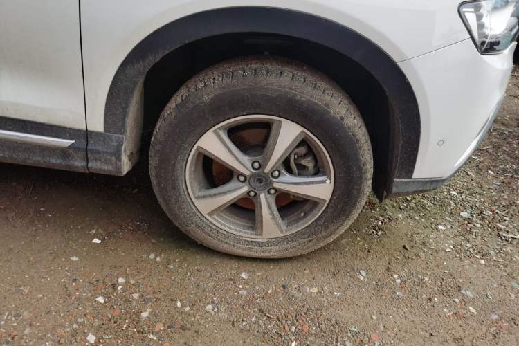 Used Haval H6 Coupe 2016 Blue Label 1.5T Automatic Two-Wheel Drive Elite Model Right Front Wheel Hub