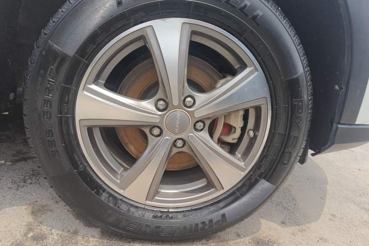 Used Haval H6 Coupe 2016 Blue Label 1.5T Automatic Two-Wheel Drive Elite Model Right Front Wheel Hub
