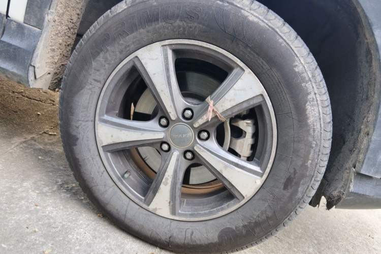 Used Haval H6 Coupe 2016 Blue Label 1.5T Manual Two-Wheel Drive Elite Model Right Front Wheel Hub