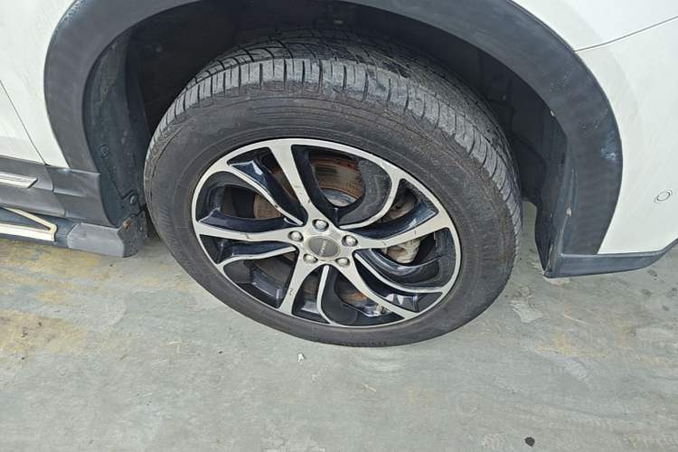 Used Haval H6 Coupe 2016 Blue Label 1.5T Automatic Two-Wheel Drive Elite Model Right Front Wheel Hub
