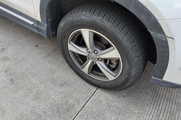 Used Haval H6 Coupe 2016 Blue Label 1.5T Manual Two-Wheel Drive Elite Model Right Front Wheel Hub