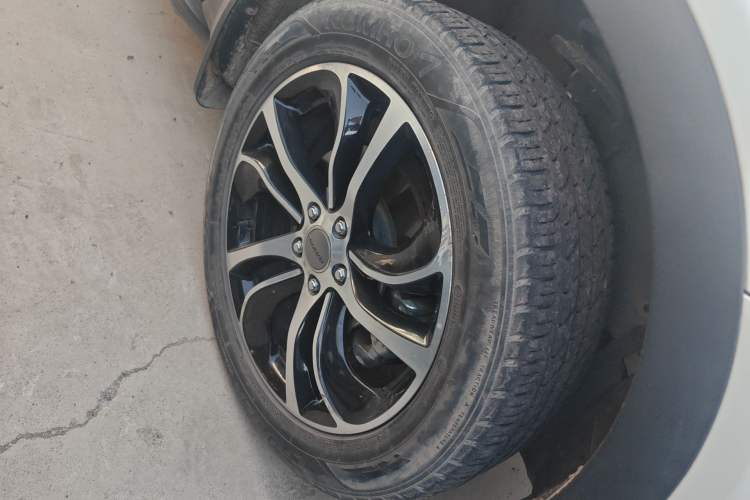 Used Haval H6 Coupe 2016 Blue Label 1.5T Automatic Two-Wheel Drive Urban Model Right Front Wheel Hub