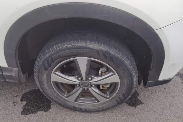 Used Haval H6 Coupe 2016 Blue Label 1.5T Automatic Two-Wheel Drive Elite Model Right Front Wheel Hub