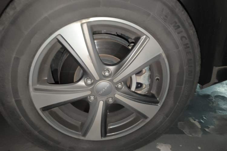 Used Haval H6 Coupe 2016 Blue Label 1.5T Automatic Two-Wheel Drive Urban Model Right Front Wheel Hub