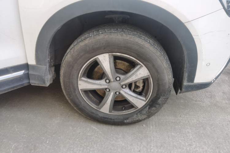 Used Haval H6 Coupe 2016 Blue Label 1.5T Manual Two-Wheel Drive Elite Model Right Front Wheel Hub