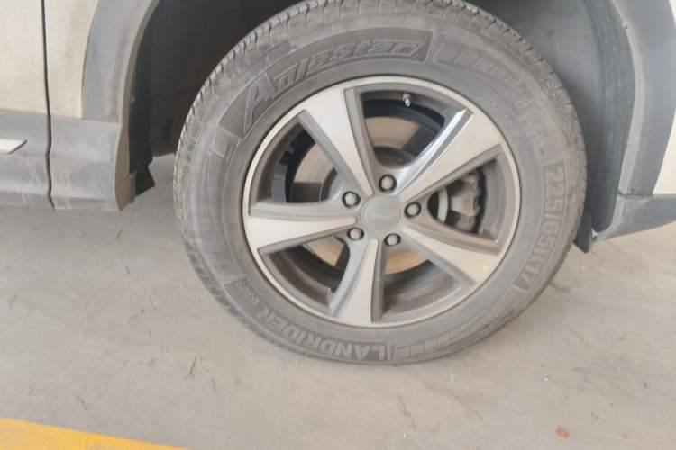 Used Haval H6 Coupe 2016 Blue Label 1.5T Automatic Two-Wheel Drive Elite Model Right Front Wheel Hub