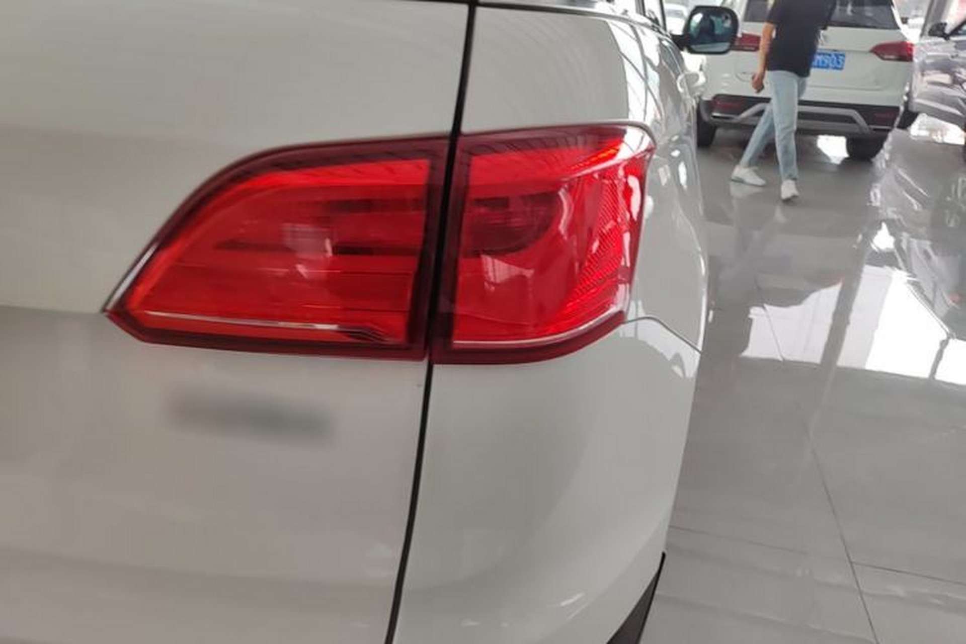 Used Haval H6 Coupe 2016 Blue Label 1.5T Automatic Two-Wheel Drive Elite Model Right Rear Taillight