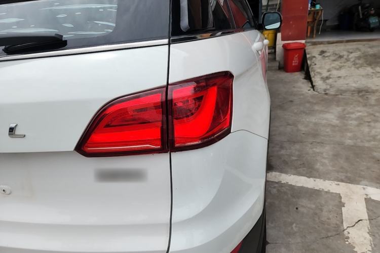 Used Haval H6 Coupe 2016 Blue Label 1.5T Manual Two-Wheel Drive Elite Model Right Rear Taillight