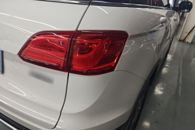 Used Haval H6 Coupe 2016 Blue Label 1.5T Automatic Two-Wheel Drive Elite Model Right Rear Taillight