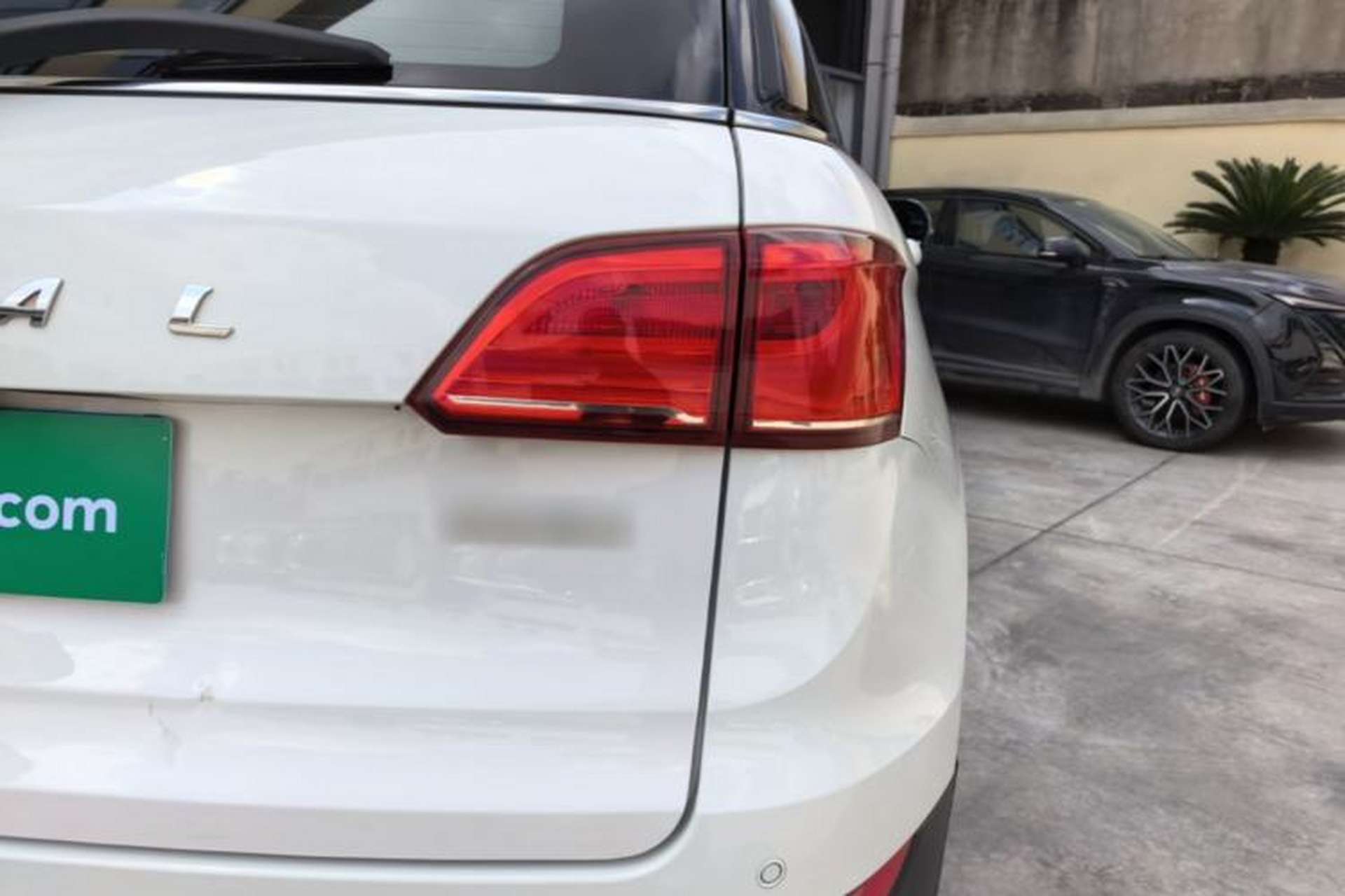 Used Haval H6 Coupe 2016 Blue Label 1.5T Automatic Two-Wheel Drive Urban Model Right Rear Taillight