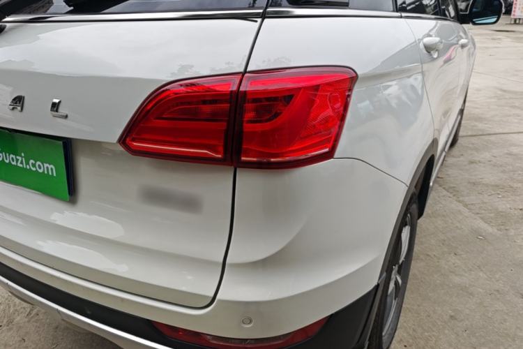 Used Haval H6 Coupe 2016 Blue Label 1.5T Automatic Two-Wheel Drive Urban Model Right Rear Taillight