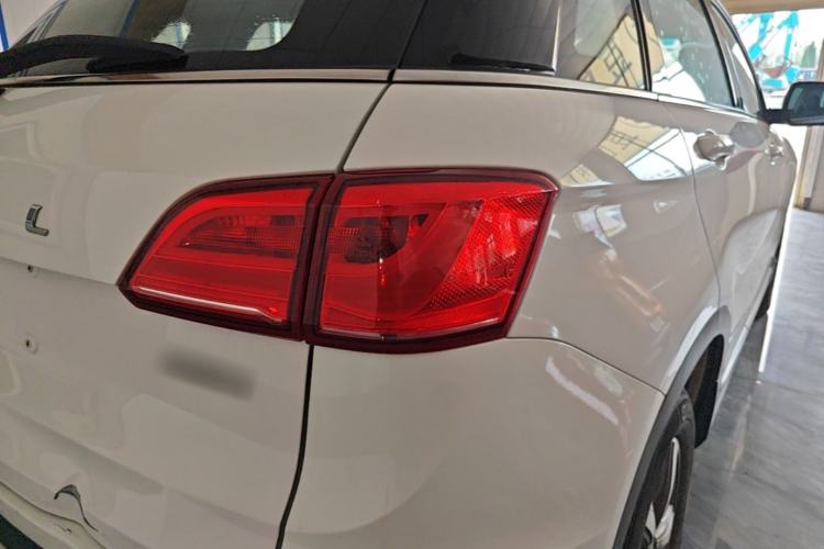 Used Haval H6 Coupe 2016 Blue Label 1.5T Automatic Two-Wheel Drive Urban Model Right Rear Taillight