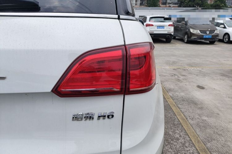 Used Haval H6 Coupe 2016 Blue Label 1.5T Automatic Two-Wheel Drive Elite Model Right Rear Taillight