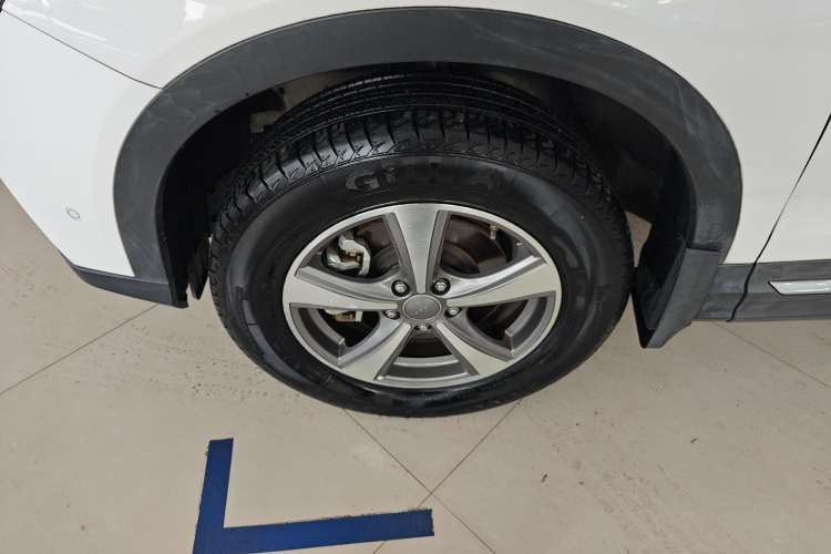 Used Haval H6 Coupe 2016 Blue Label 1.5T Automatic Two-Wheel Drive Elite Model Right Rear Wheel Hub