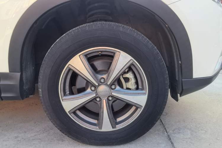 Used Haval H6 Coupe 2016 Blue Label 1.5T Automatic Two-Wheel Drive Urban Model Right Rear Wheel Hub