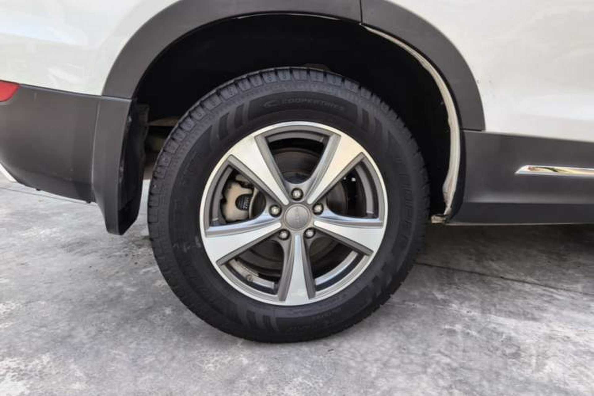 Used Haval H6 Coupe 2016 Blue Label 1.5T Automatic Two-Wheel Drive Urban Model Right Rear Wheel Hub
