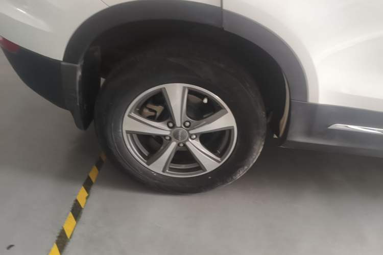 Used Haval H6 Coupe 2016 Blue Label 1.5T Automatic Two-Wheel Drive Urban Model Right Rear Wheel Hub