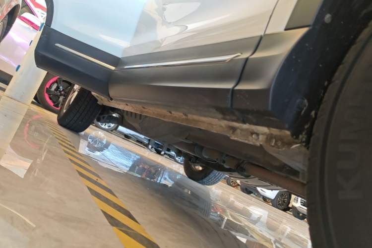Used Haval H6 Coupe 2016 Blue Label 1.5T Automatic Two-Wheel Drive Elite Model Right Side Sill