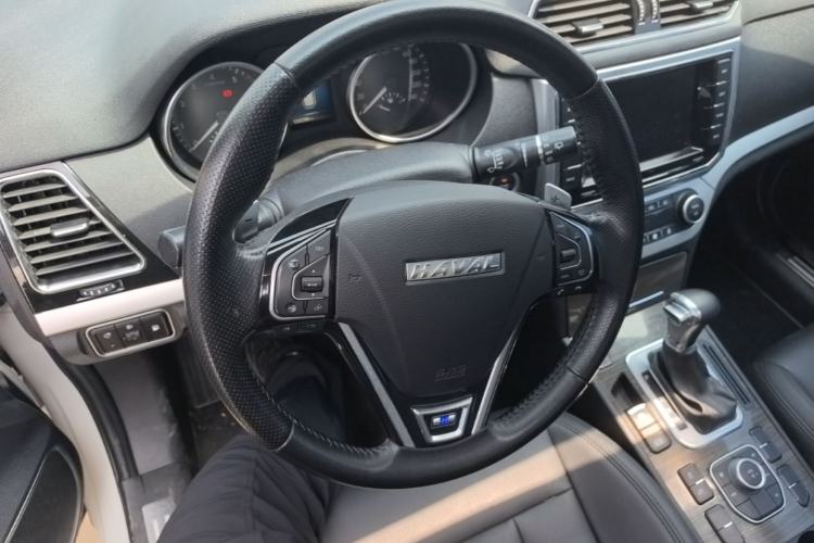 Used Haval H6 Coupe 2016 Blue Label 1.5T Automatic Two-Wheel Drive Urban Model Steering Wheel