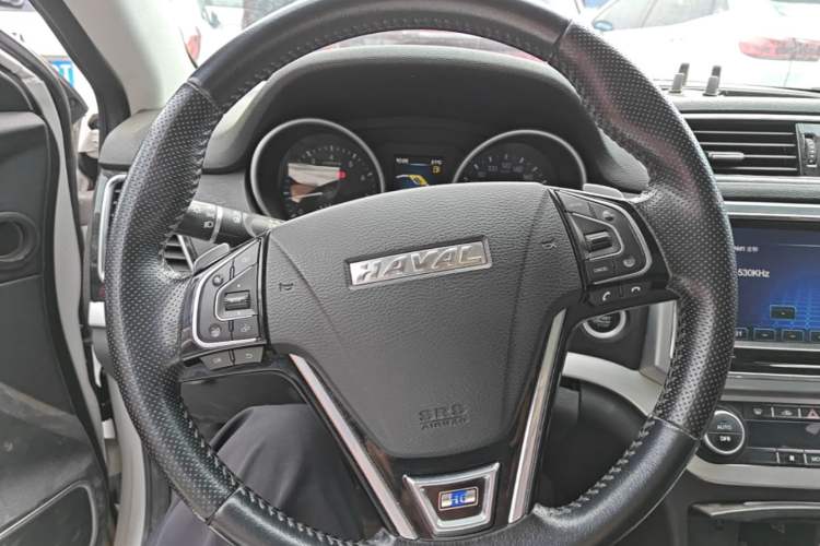 Used Haval H6 Coupe 2016 Blue Label 1.5T Automatic Two-Wheel Drive Urban Model Steering Wheel