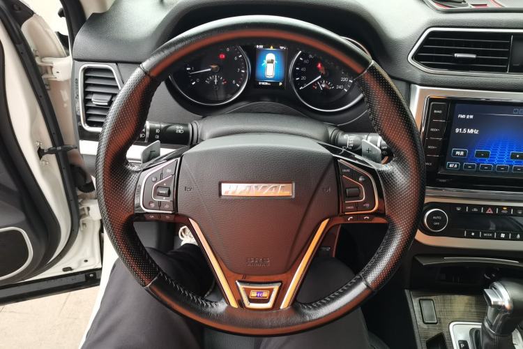Used Haval H6 Coupe 2016 Blue Label 1.5T Automatic Two-Wheel Drive Urban Model Steering Wheel