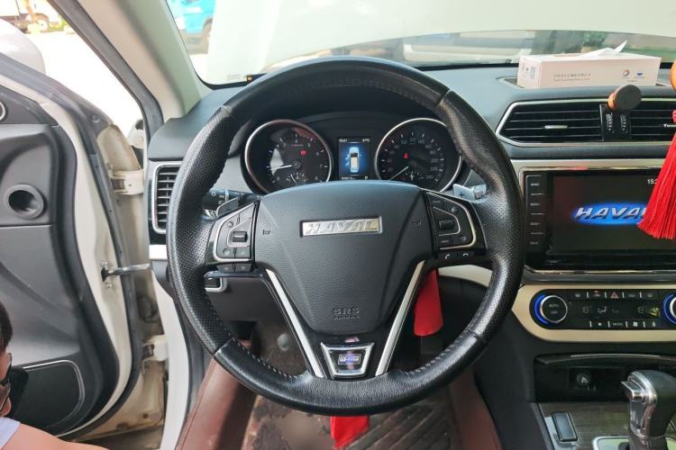 Used Haval H6 Coupe 2016 Blue Label 1.5T Automatic Two-Wheel Drive Urban Model Steering Wheel