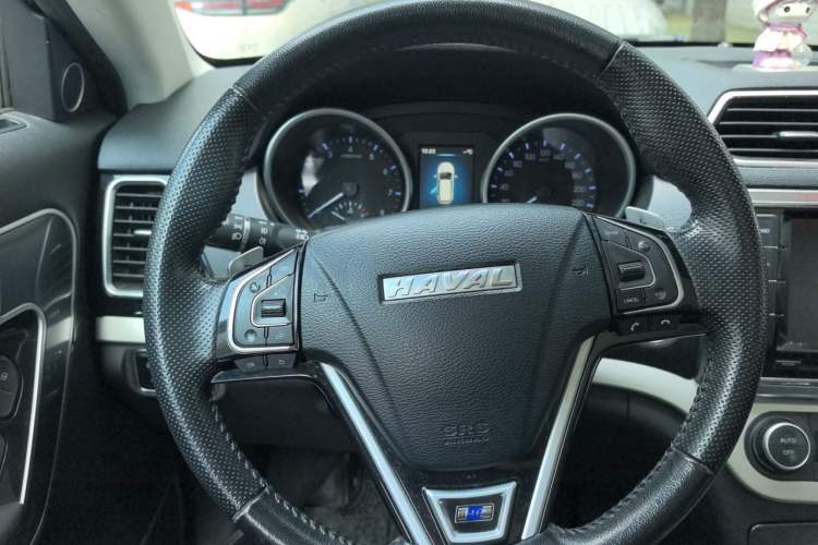 Used Haval H6 Coupe 2016 Blue Label 1.5T Automatic Two-Wheel Drive Urban Model Steering Wheel