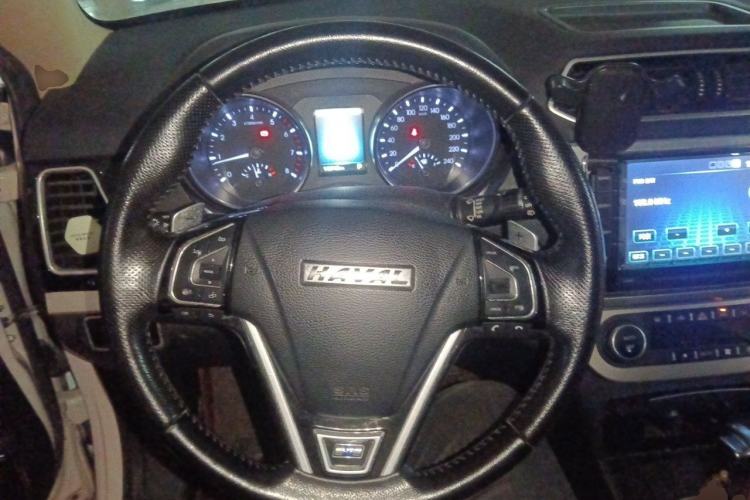 Used Haval H6 Coupe 2016 Blue Label 1.5T Automatic Two-Wheel Drive Urban Model Steering Wheel