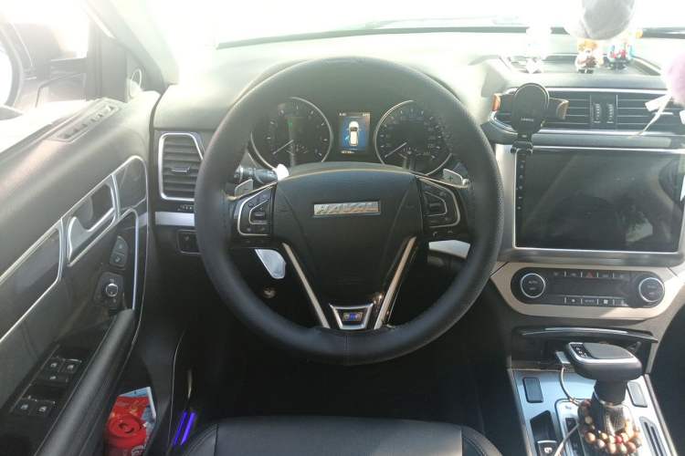 Used Haval H6 Coupe 2016 Blue Label 1.5T Automatic Two-Wheel Drive Elite Model Steering Wheel