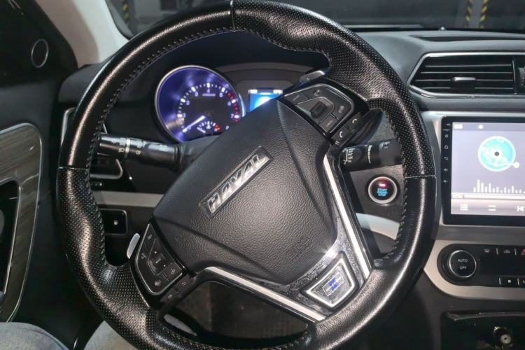 Used Haval H6 Coupe 2016 Blue Label 1.5T Automatic Two-Wheel Drive Urban Model Steering Wheel