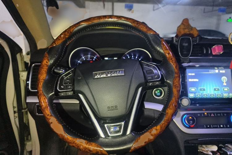 Used Haval H6 Coupe 2016 Blue Label 1.5T Automatic Two-Wheel Drive Urban Model Steering Wheel