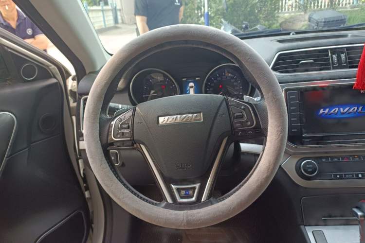 Used Haval H6 Coupe 2016 Blue Label 1.5T Automatic Two-Wheel Drive Elite Model Steering Wheel