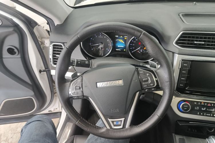 Used Haval H6 Coupe 2016 Blue Label 1.5T Automatic Two-Wheel Drive Urban Model Steering Wheel