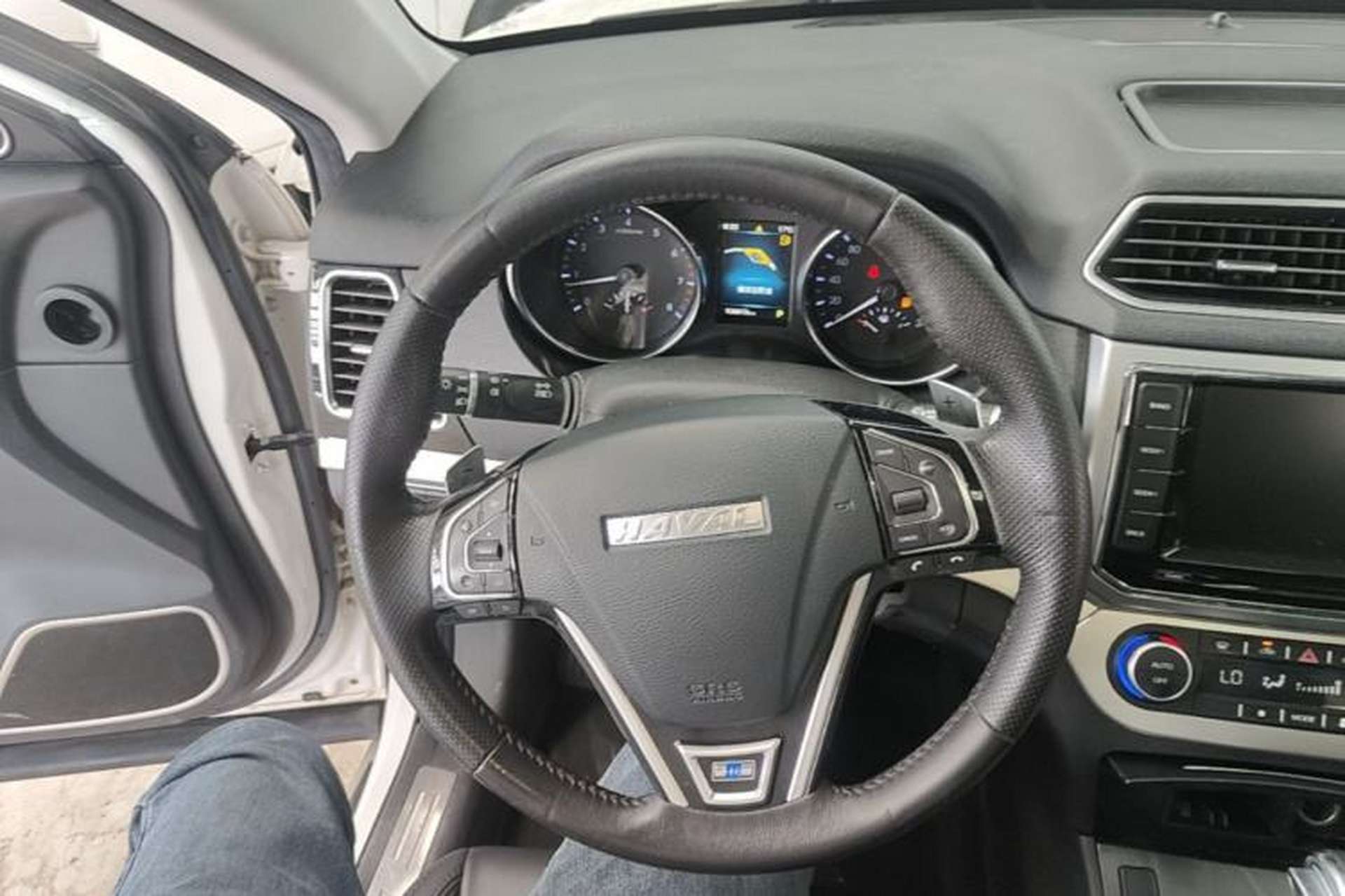 Used Haval H6 Coupe 2016 Blue Label 1.5T Automatic Two-Wheel Drive Urban Model Steering Wheel