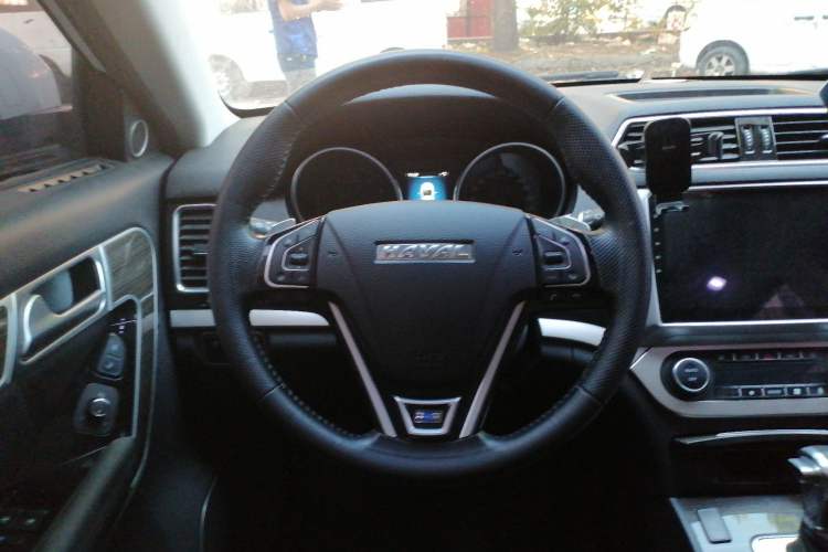 Used Haval H6 Coupe 2016 Blue Label 1.5T Automatic Two-Wheel Drive Urban Model Steering Wheel