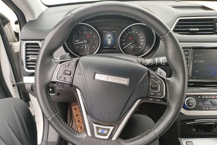 Used Haval H6 Coupe 2016 Blue Label 1.5T Automatic Two-Wheel Drive Elite Model Steering Wheel