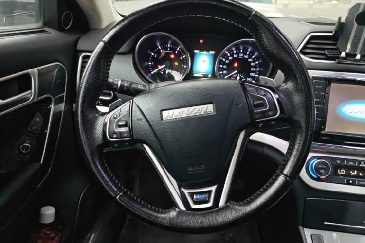 Used Haval H6 Coupe 2016 Blue Label 1.5T Automatic Two-Wheel Drive Urban Model Steering Wheel