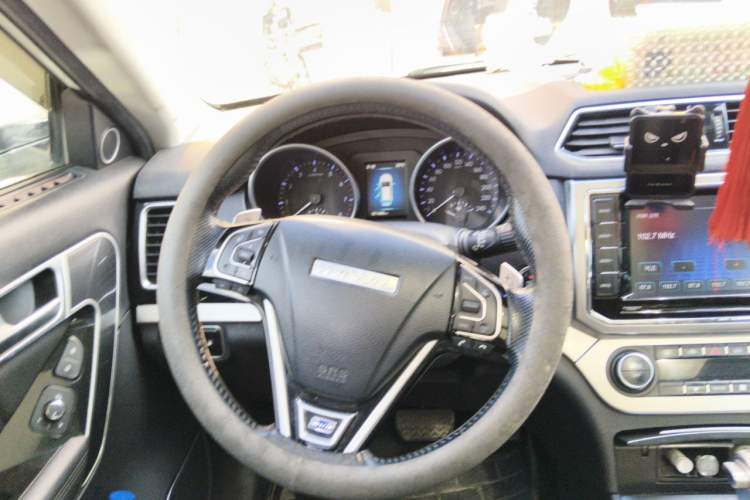 Used Haval H6 Coupe 2016 Blue Label 1.5T Automatic Two-Wheel Drive Urban Model Steering Wheel