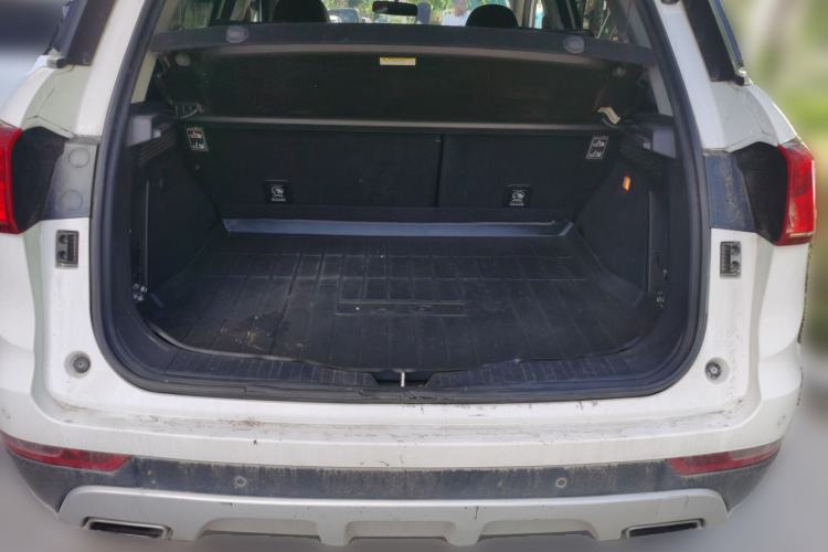 Used Haval H6 Coupe 2016 Blue Label 1.5T Manual Two-Wheel Drive Urban Model Trunk