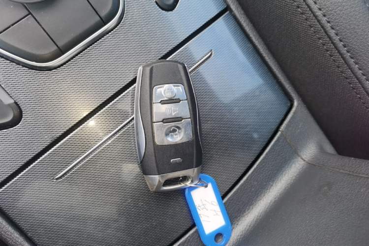 Used Haval H6 Coupe 2016 Blue Label 1.5T Automatic Two-Wheel Drive Urban Model Vehicle Key