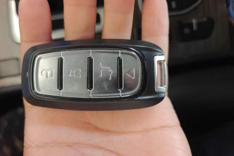 Used Haval H6 Coupe 2016 Blue Label 1.5T Automatic Two-Wheel Drive Elite Model Vehicle Key