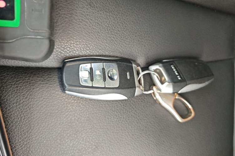 Used Haval H6 Coupe 2016 Blue Label 1.5T Automatic Two-Wheel Drive Urban Model Vehicle Key