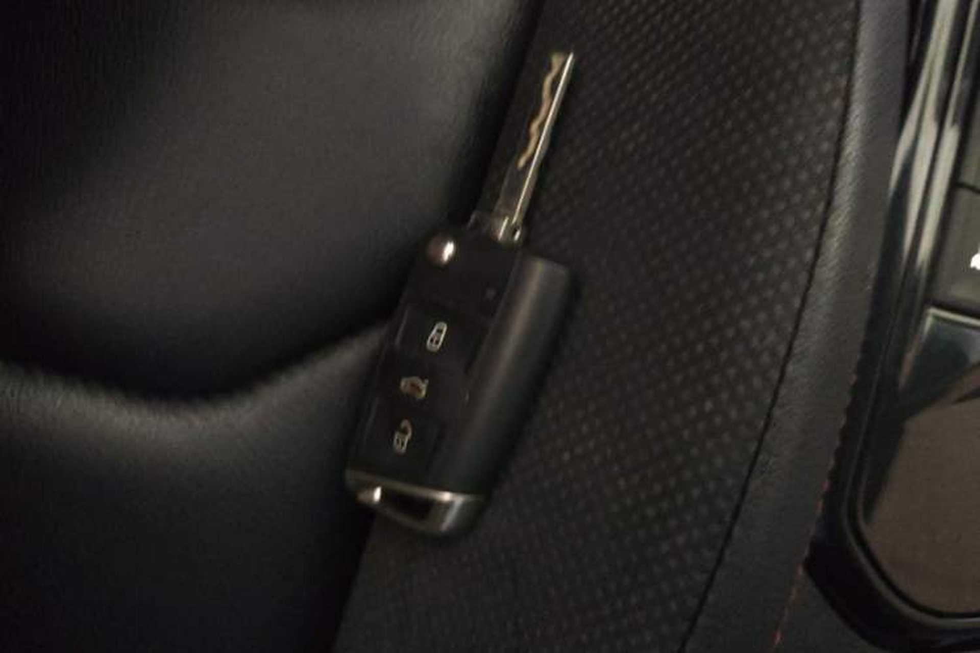 Used Haval H6 Coupe 2016 Blue Label 1.5T Automatic Two-Wheel Drive Elite Model Vehicle Key