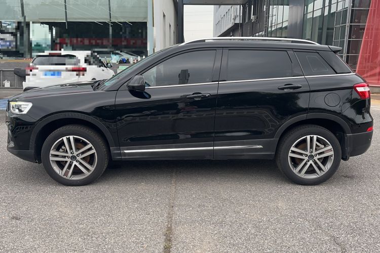 Used Haval H6 Coupe 2017 Red Label 2.0T Automatic Two-Wheel Drive Prestige Model Exterior 5