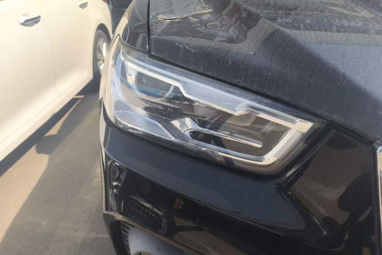 Used Haval H6 Coupe 2017 Red Label 2.0T Manual Two-Wheel-Drive Urban Model Right Front Headlight