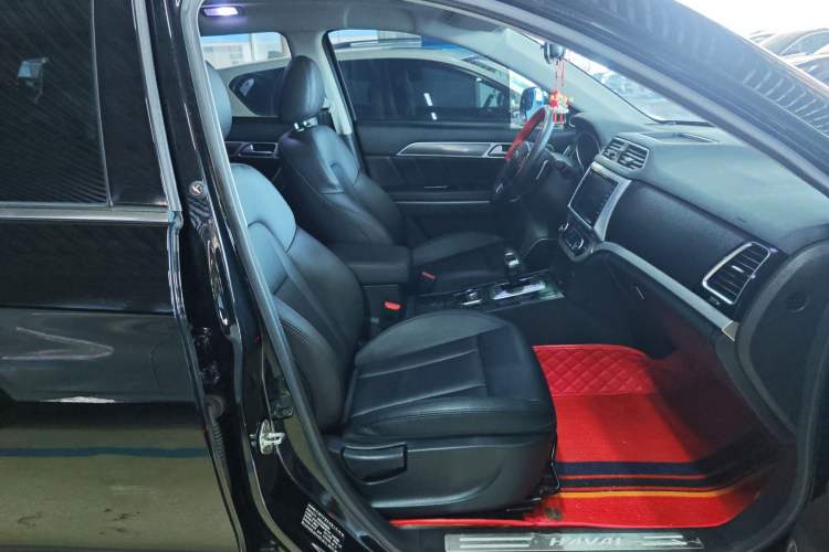 Used Haval H6 Coupe 2017 Red-Label 2.0T Automatic Two-Wheel Drive Urban Model Right Front Seat