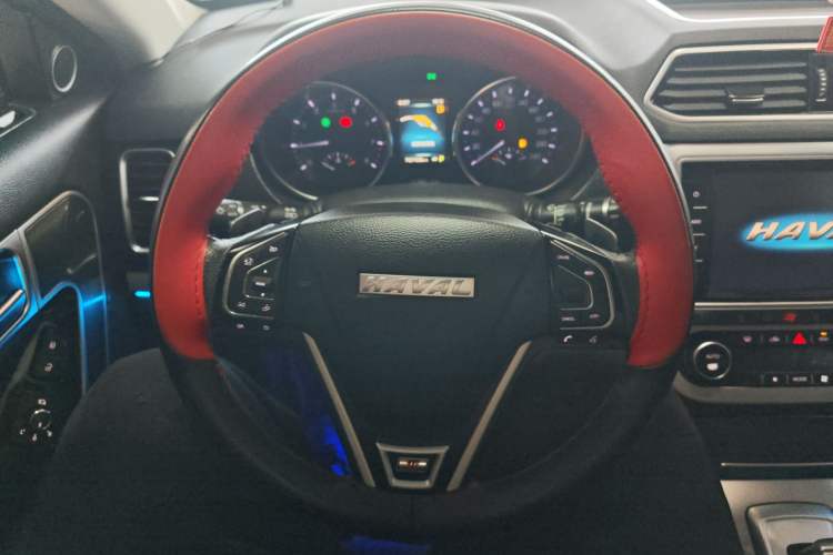 Used Haval H6 Coupe 2017 Red-Label 2.0T Automatic Two-Wheel Drive Urban Model Steering Wheel