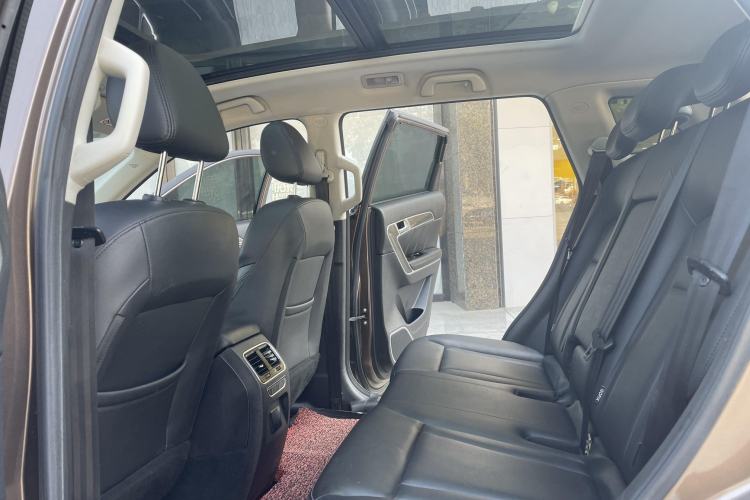 Used Haval H6 Coupe 2017 Red-Label 2.0T Automatic Two-Wheel Drive Elite Model Interior 5